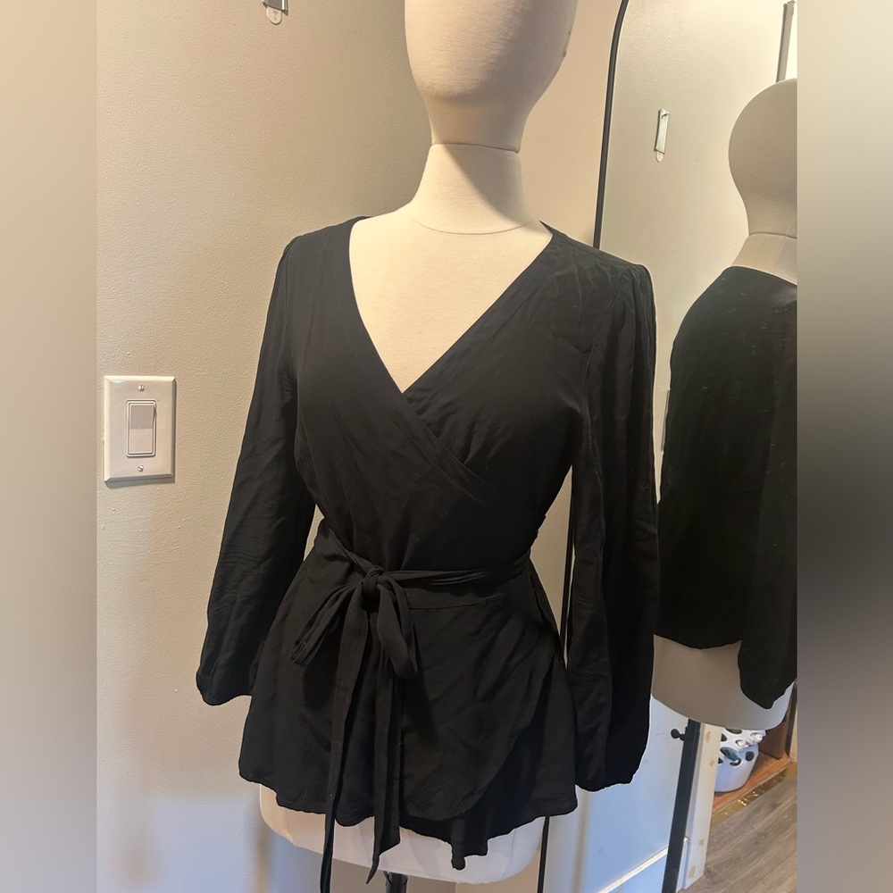 LOFT wrap top